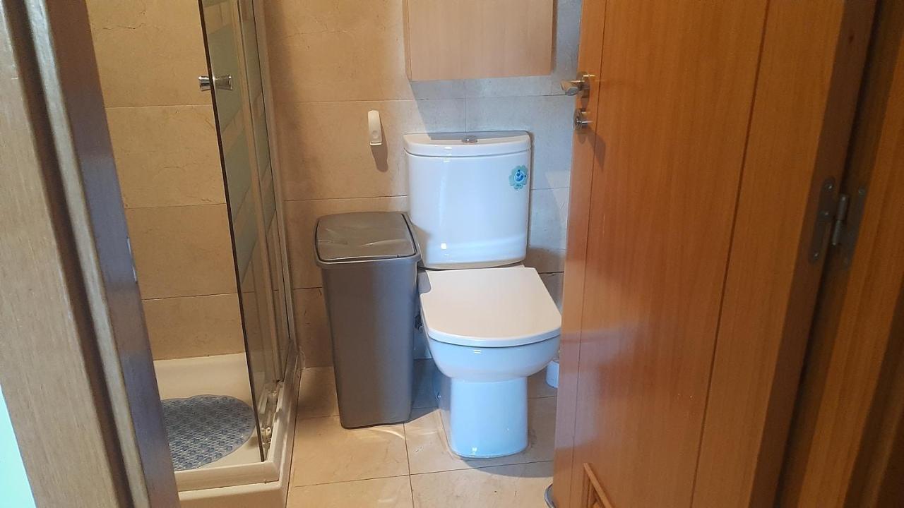 Torre De La Fuente Aprtovistas Piscina Parking Apartman Oviedo Kültér fotó